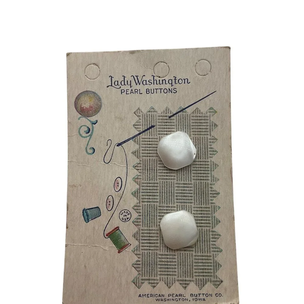 New Vintage 1940's Lady Washington Baby Pearls Buttons Lot 6 Made USA - Picture 2 of 8
